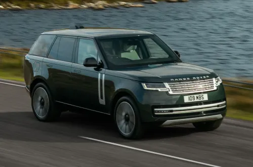 Range Rover Electric driving front right