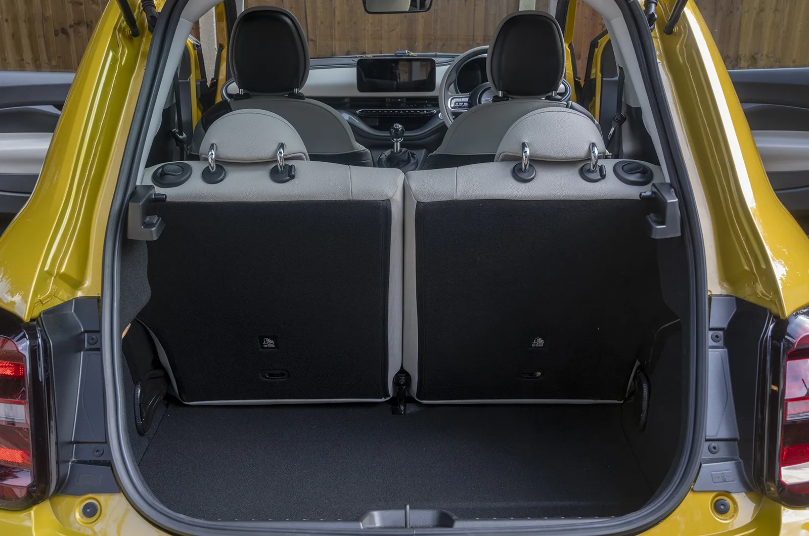 Fiat 500 Review 2026, Price & Specs | What Car?